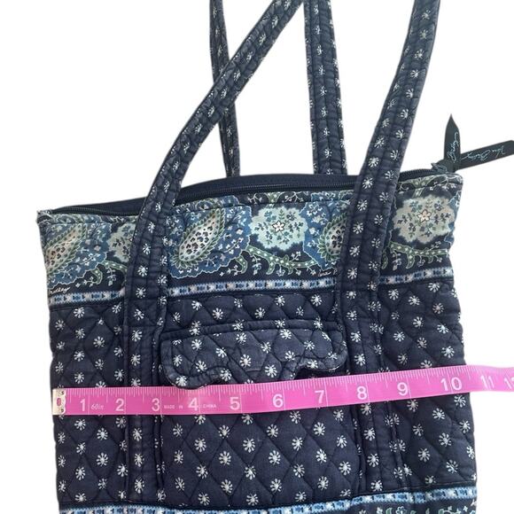 VERA BRADLEY Tote – Boho Floral Quilted Cotton, Lightweight, OS, EUC, Gift-Ready - Picture 4 of 9